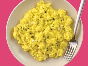 Scrambled eggs and cottage cheese